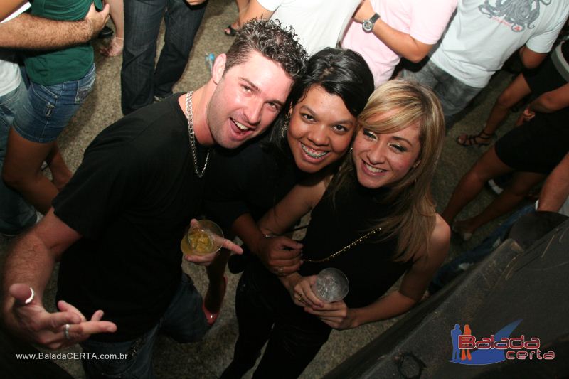 Balada: Fotos de Sexta na Plataforma do Choop na Cidade do Automovel - DF