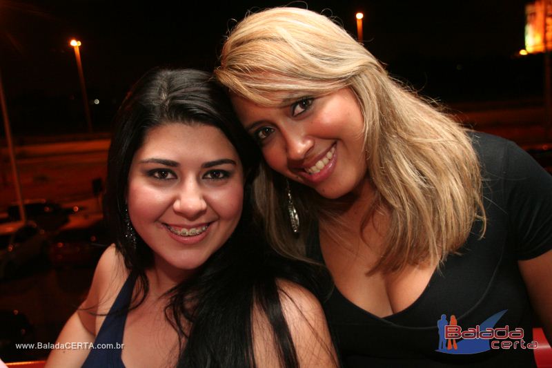 Balada: Fotos de Sexta na Plataforma do Choop na Cidade do Automovel - DF