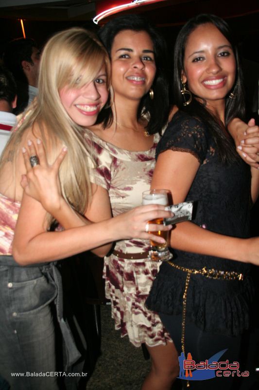 Balada: Fotos de Sexta na Plataforma do Choop na Cidade do Automovel - DF