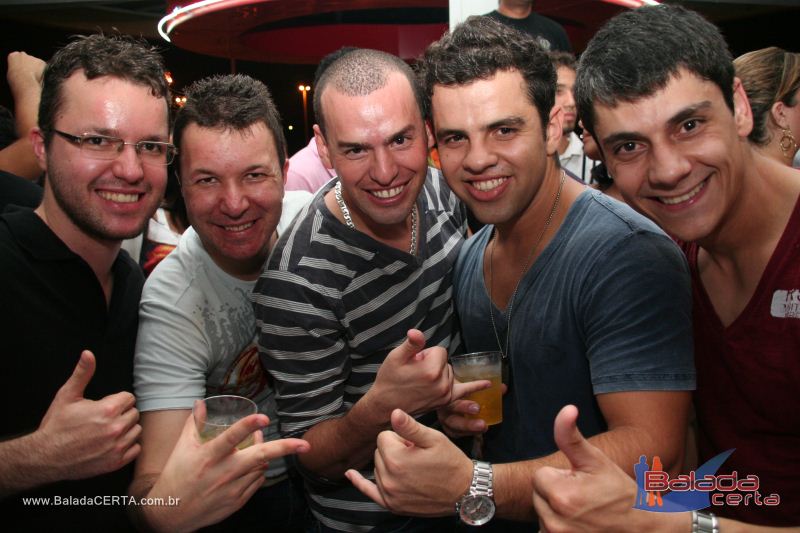 Balada: Fotos de Sexta na Plataforma do Choop na Cidade do Automovel - DF