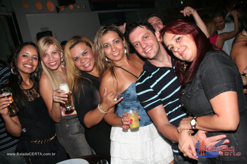 Balada: Fotos de Sexta na Plataforma do Choop na Cidade do Automovel - DF