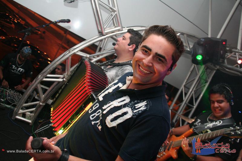 Balada: Fotos de Sexta na Plataforma do Choop na Cidade do Automovel - DF
