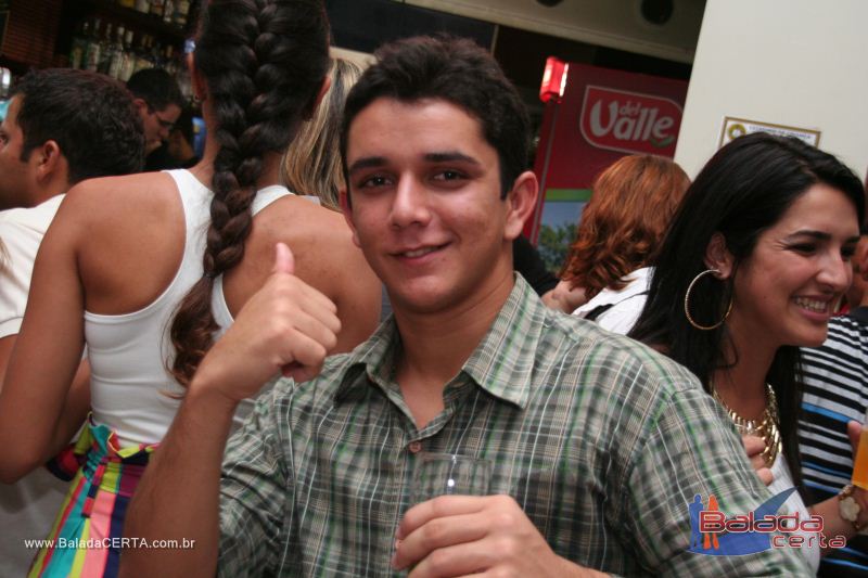 Balada: Fotos de Sexta na Plataforma do Choop na Cidade do Automovel - DF