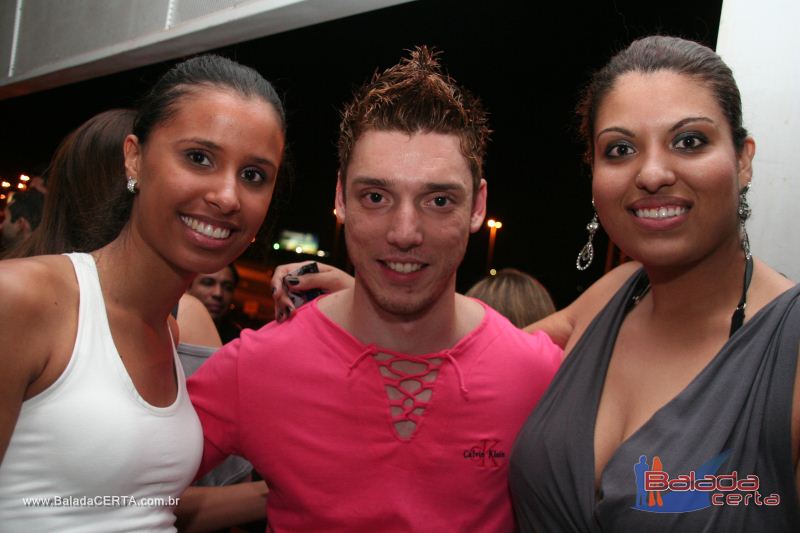 Balada: Fotos de Sexta na Plataforma do Choop na Cidade do Automovel - DF