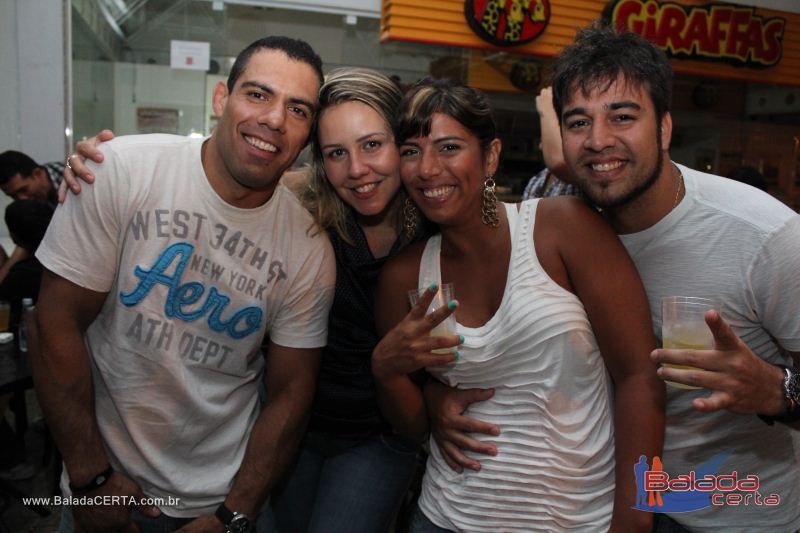 Balada: Fotos de Sexta na Plataforma do Choop na Cidade do Automovel - DF