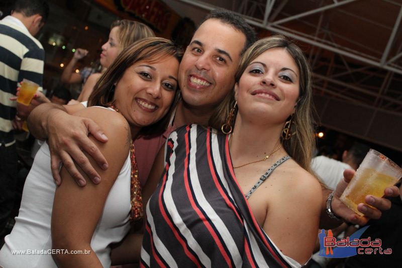 Balada: Fotos de Sexta na Plataforma do Choop na Cidade do Automovel - DF