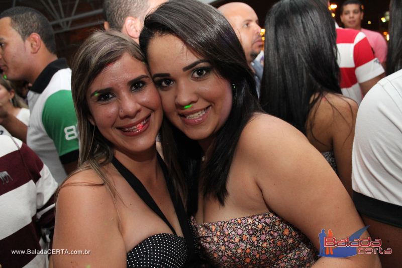 Balada: Fotos de Sexta na Plataforma do Choop na Cidade do Automovel - DF