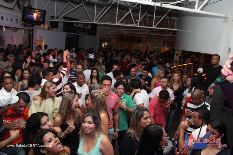 Balada: Fotos de Sexta na Plataforma do Choop na Cidade do Automovel - DF