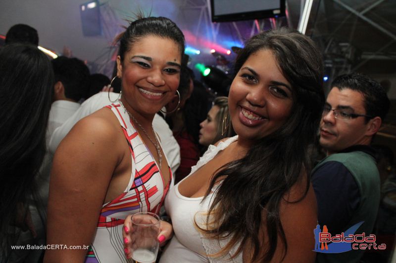 Balada: Fotos de Sexta na Plataforma do Choop na Cidade do Automovel - DF