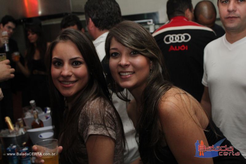 Balada: Fotos de Sexta na Plataforma do Choop na Cidade do Automovel - DF