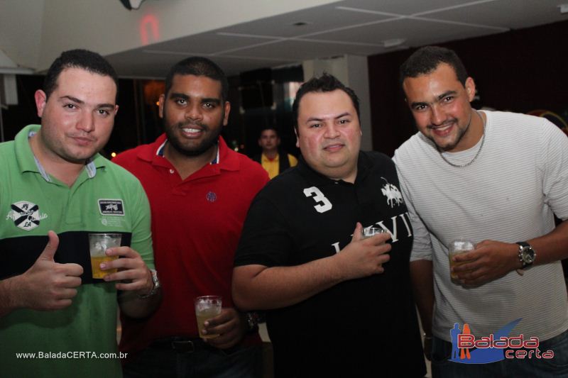 Balada: Fotos de Sexta na Plataforma do Choop na Cidade do Automovel - DF