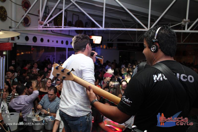Balada: Fotos de Sexta na Plataforma do Choop na Cidade do Automovel - DF