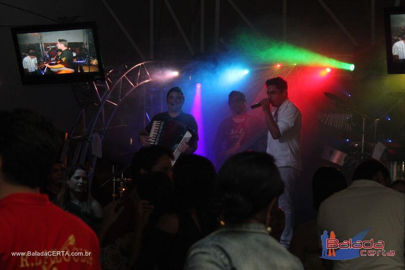 Balada: Fotos de Sexta na Plataforma do Choop na Cidade do Automovel - DF