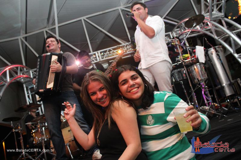 Balada: Fotos de Sexta na Plataforma do Choop na Cidade do Automovel - DF