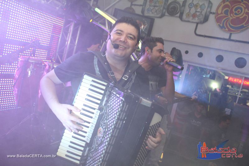 Balada: Fotos de Sexta na Plataforma do Choop na Cidade do Automovel - DF