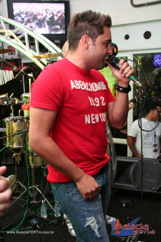 Balada: Fotos de Sexta na Plataforma do Choop na Cidade do Automovel - DF
