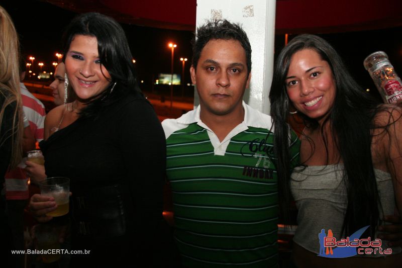 Balada: Fotos de Sexta na Plataforma do Choop na Cidade do Automovel - DF