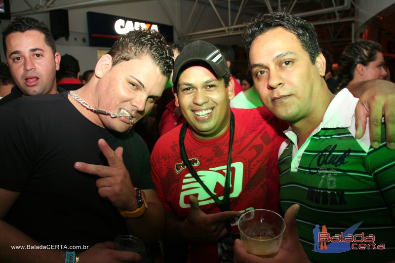 Balada: Fotos de Sexta na Plataforma do Choop na Cidade do Automovel - DF