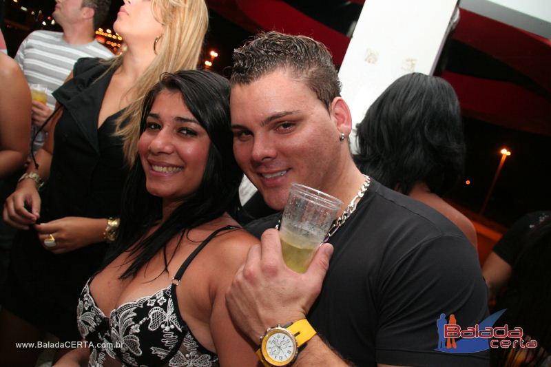 Balada: Fotos de Sexta na Plataforma do Choop na Cidade do Automovel - DF