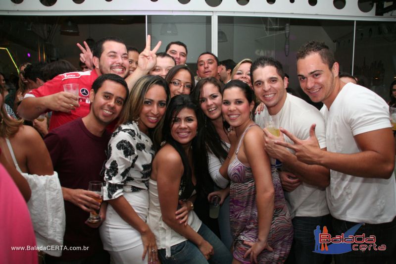 Balada: Fotos de Sexta na Plataforma do Choop na Cidade do Automovel - DF