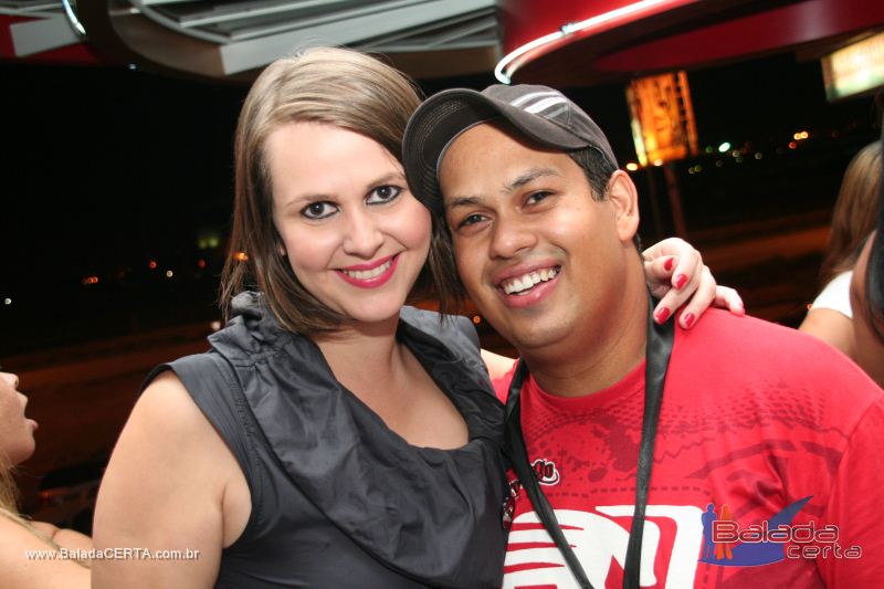 Balada: Fotos de Sexta na Plataforma do Choop na Cidade do Automovel - DF