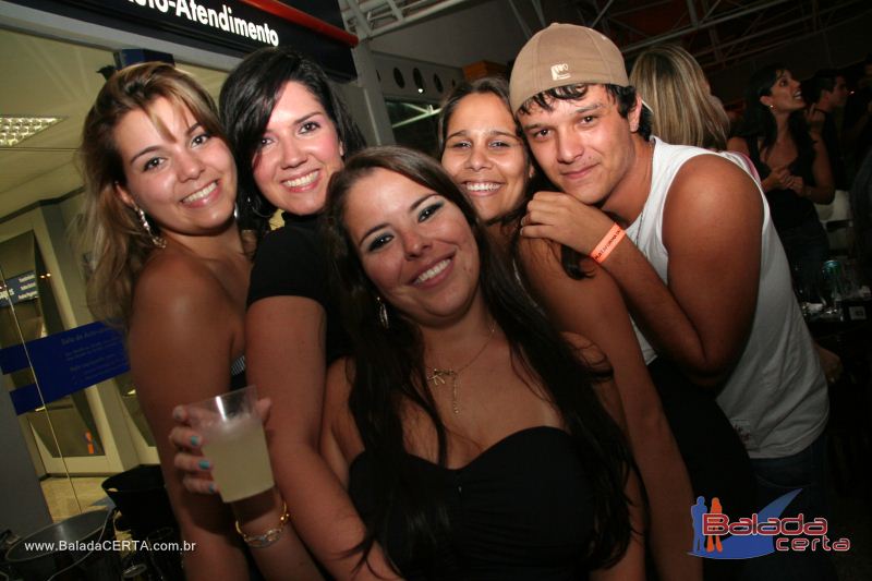 Balada: Fotos de Sexta na Plataforma do Choop na Cidade do Automovel - DF