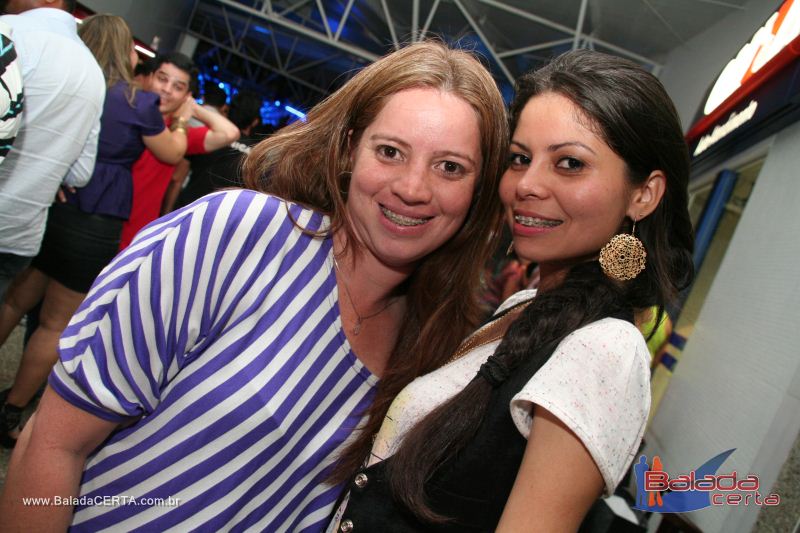 Balada: Fotos de Sexta na Plataforma do Choop na Cidade do Automovel - DF