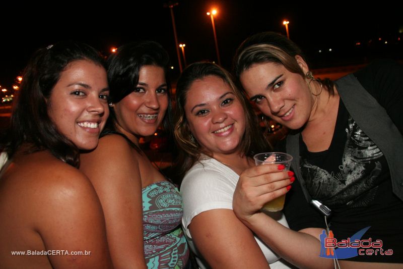 Balada: Fotos de Sexta na Plataforma do Choop na Cidade do Automovel - DF