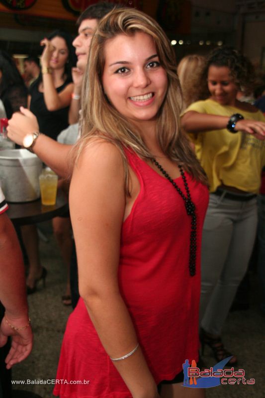 Balada: Fotos de Sexta na Plataforma do Choop na Cidade do Automovel - DF