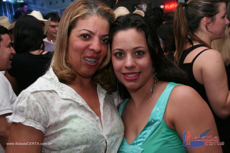 Balada: Fotos de Sexta na Plataforma do Choop na Cidade do Automovel - DF