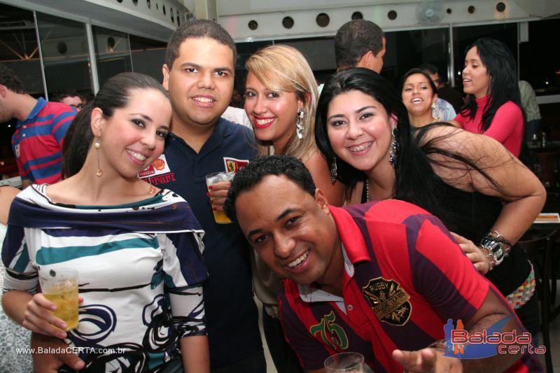 Balada: Fotos de Sexta na Plataforma do Choop na Cidade do Automovel - DF