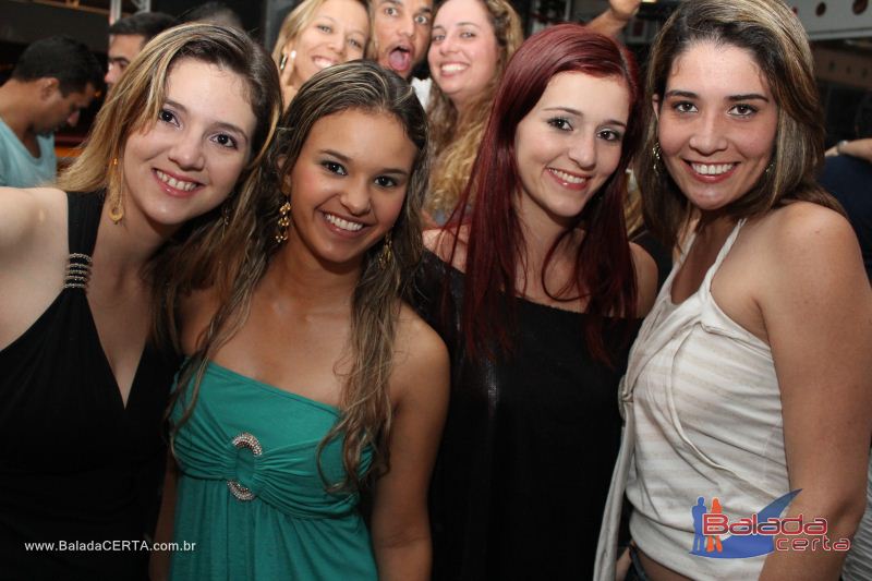 Balada: Fotos de Sexta na Plataforma do Choop na Cidade do Automovel - DF