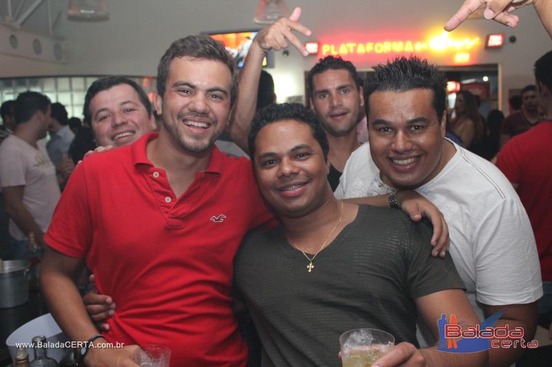 Balada: Fotos de Sexta na Plataforma do Choop na Cidade do Automovel - DF