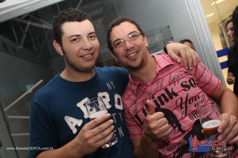 Balada: Fotos de Sexta na Plataforma do Choop na Cidade do Automovel - DF
