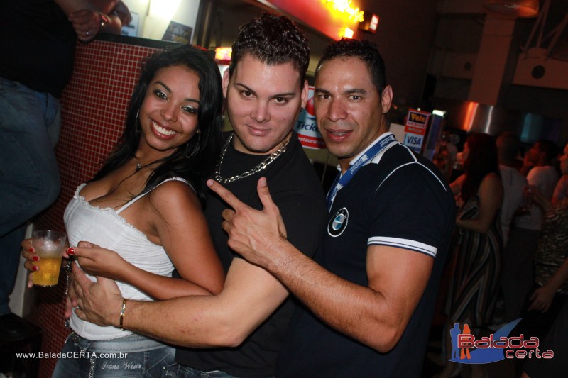 Balada: Fotos de Sexta na Plataforma do Choop na Cidade do Automovel - DF