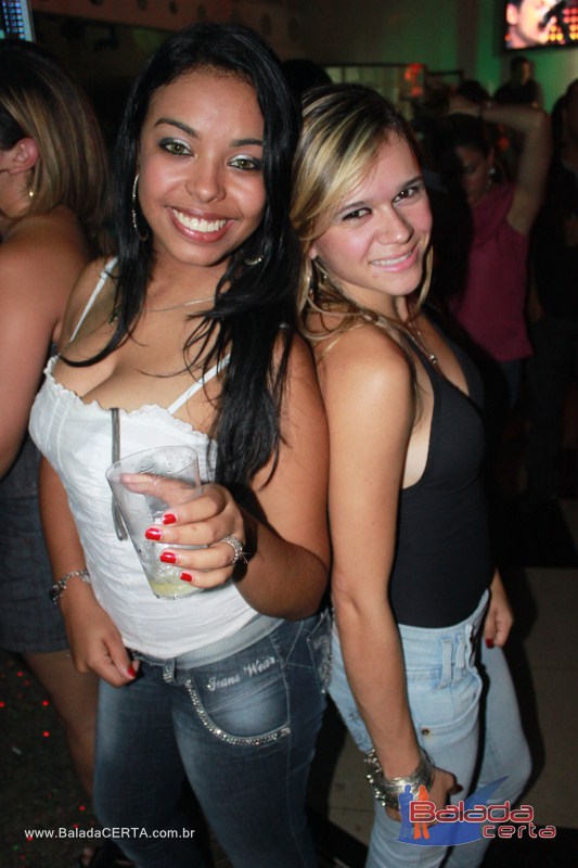 Balada: Fotos de Sexta na Plataforma do Choop na Cidade do Automovel - DF