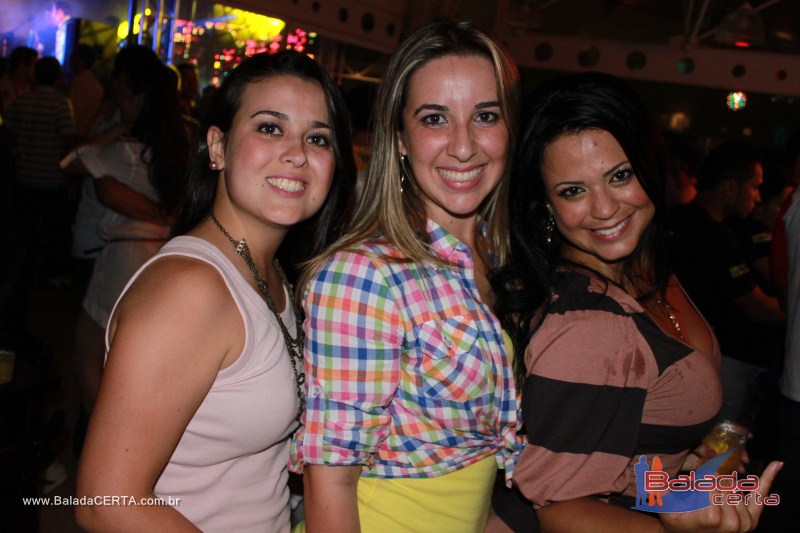 Balada: Fotos de Sexta na Plataforma do Choop na Cidade do Automovel - DF