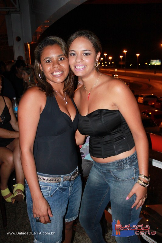 Balada: Fotos de Sexta na Plataforma do Choop na Cidade do Automovel - DF