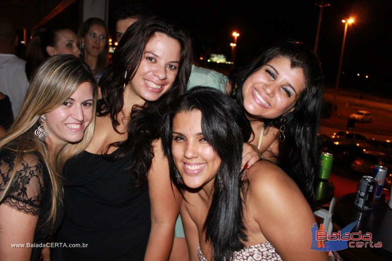 Balada: Fotos de Sexta na Plataforma do Choop na Cidade do Automovel - DF