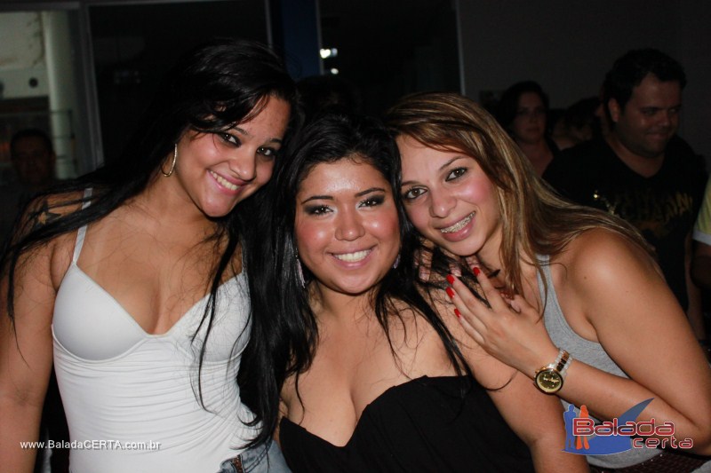 Balada: Fotos de Sexta na Plataforma do Choop na Cidade do Automovel - DF