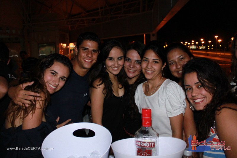 Balada: Fotos de Sexta na Plataforma do Choop na Cidade do Automovel - DF