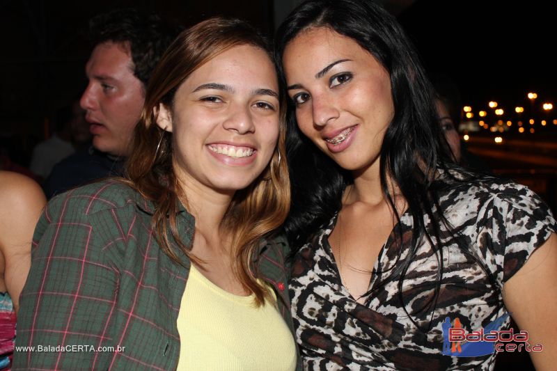 Balada: Fotos de Sexta na Plataforma do Choop na Cidade do Automovel - DF