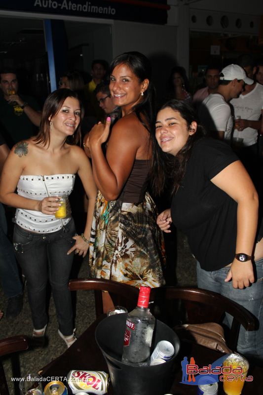 Balada: Fotos de Sexta na Plataforma do Choop na Cidade do Automovel - DF