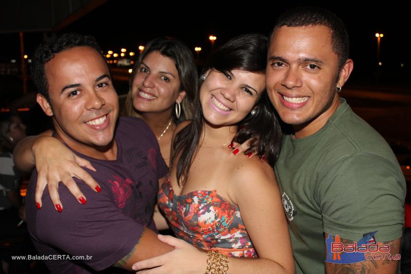 Balada: Fotos de Sexta na Plataforma do Choop na Cidade do Automovel - DF