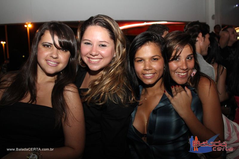 Balada: Fotos de Sexta na Plataforma do Choop na Cidade do Automovel - DF