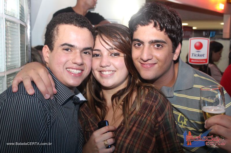 Balada: Fotos de Sexta na Plataforma do Choop na Cidade do Automovel - DF