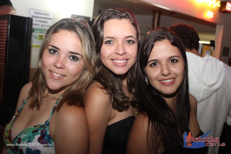 Balada: Fotos de Sexta na Plataforma do Choop na Cidade do Automovel - DF