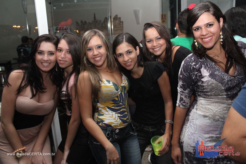 Balada: Fotos de Sexta na Plataforma do Choop na Cidade do Automovel - DF