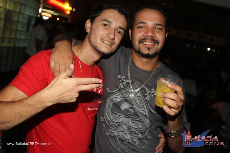 Balada: Fotos de Sexta na Plataforma do Choop na Cidade do Automovel - DF