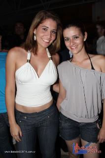 Balada: Fotos de Sexta na Plataforma do Choop na Cidade do Automovel - DF